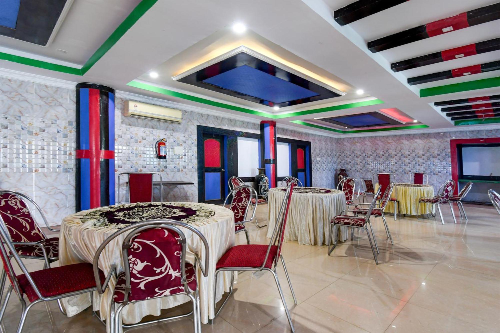 Hotel O Blue Royal Bhubaneswar Exterior photo